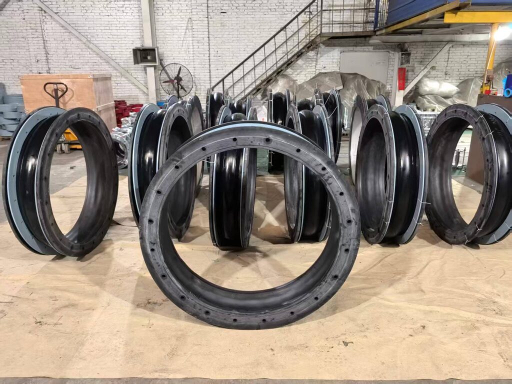 large diameter rubber expansion joint